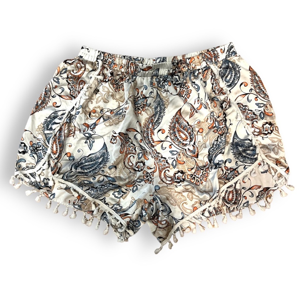 Flowy silky paisley shorts 3x